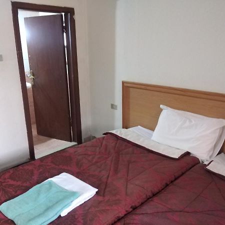 Queen Ayloa Hotel&Restaurant Мадаба Экстерьер фото